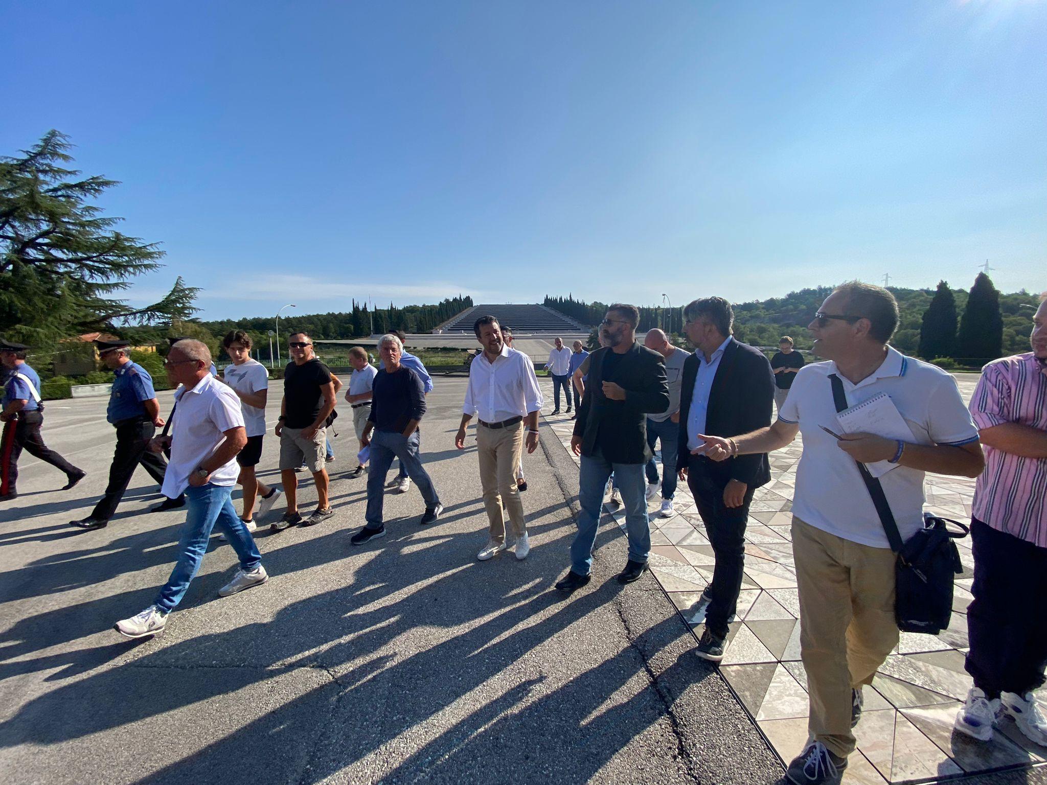 Immagine per Salvini a Redipuglia, «visita doverosa». E rilancia l'allarme sulla crisi energetica